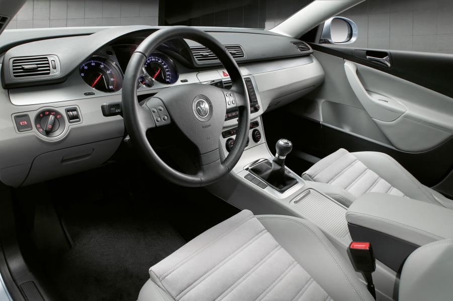 Volkswagen Passat 2005 года  (фото 151 из 161)